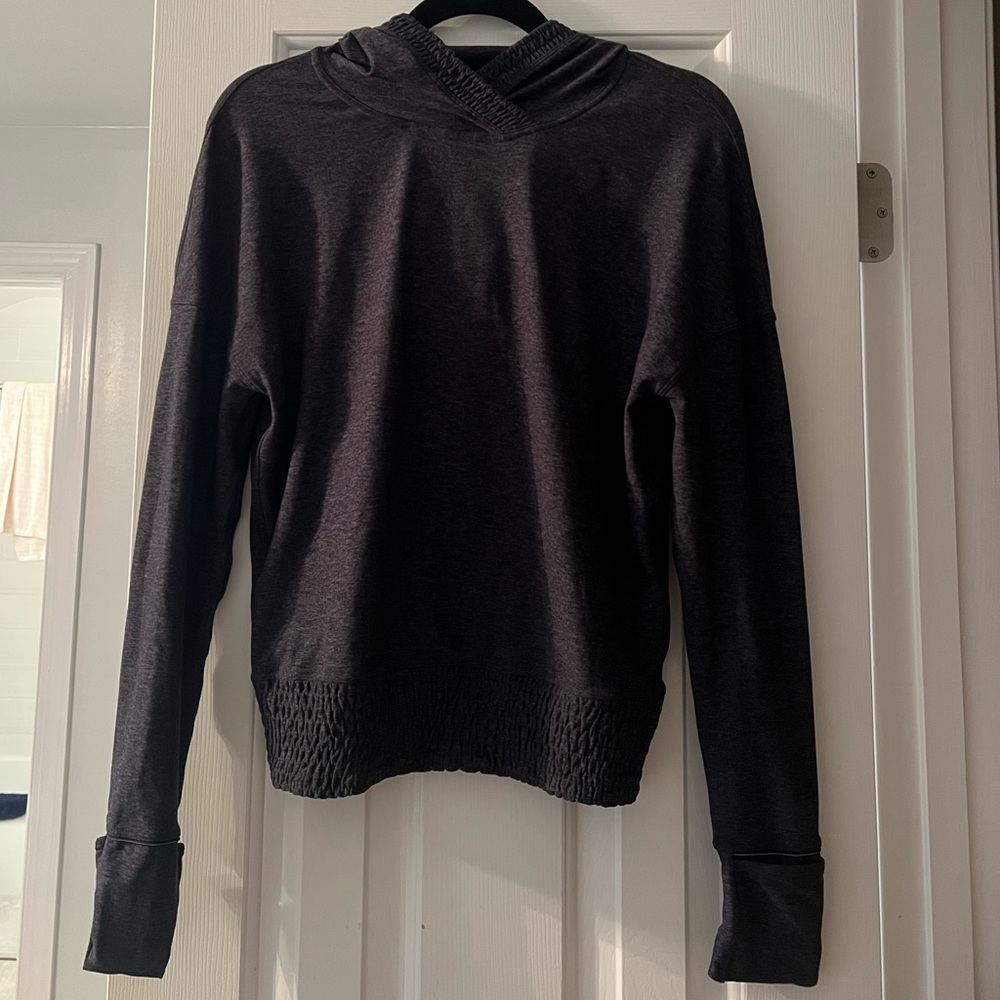 Lululemon lightweight sweatshirt